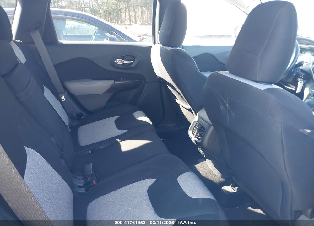 2014 JEEP CHEROKEE VIN: 1C4PJMCS8EW152449