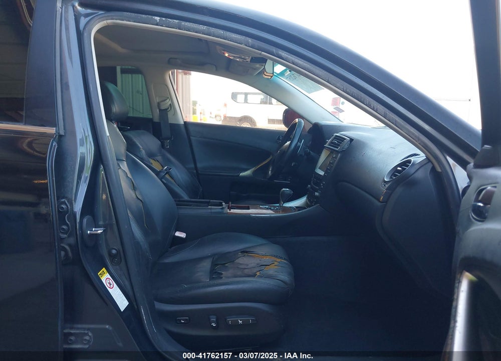 2007 LEXUS IS 250 VIN: JTHBK262475039922