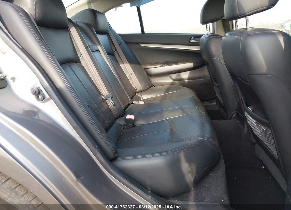 2008 INFINITI G35X VIN: JNKBV61F68M280607