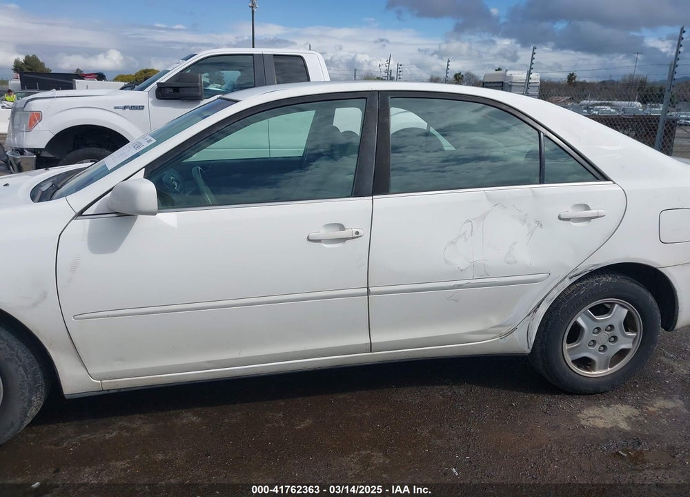 2002 TOYOTA CAMRY LE V6 VIN: 4T1BF30KX2U035422