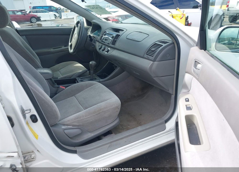 2002 TOYOTA CAMRY LE V6 VIN: 4T1BF30KX2U035422