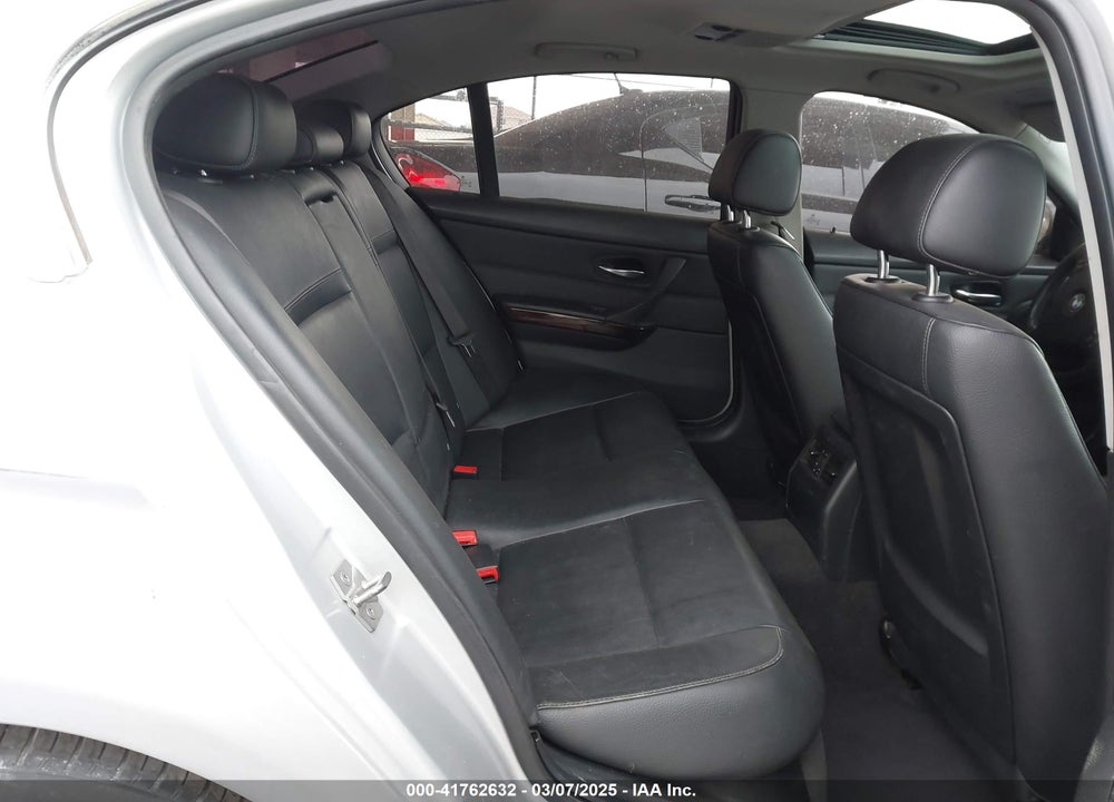 2011 BMW 335I VIN: WBAPM5C52BE576215