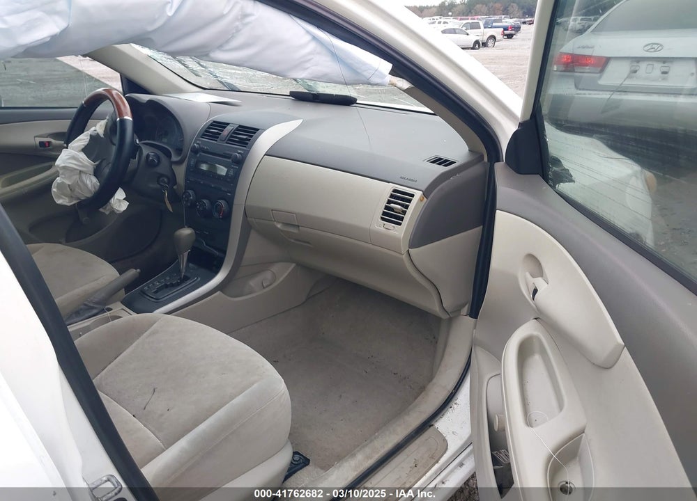 2009 TOYOTA COROLLA VIN: JTDBL40EX9J016667