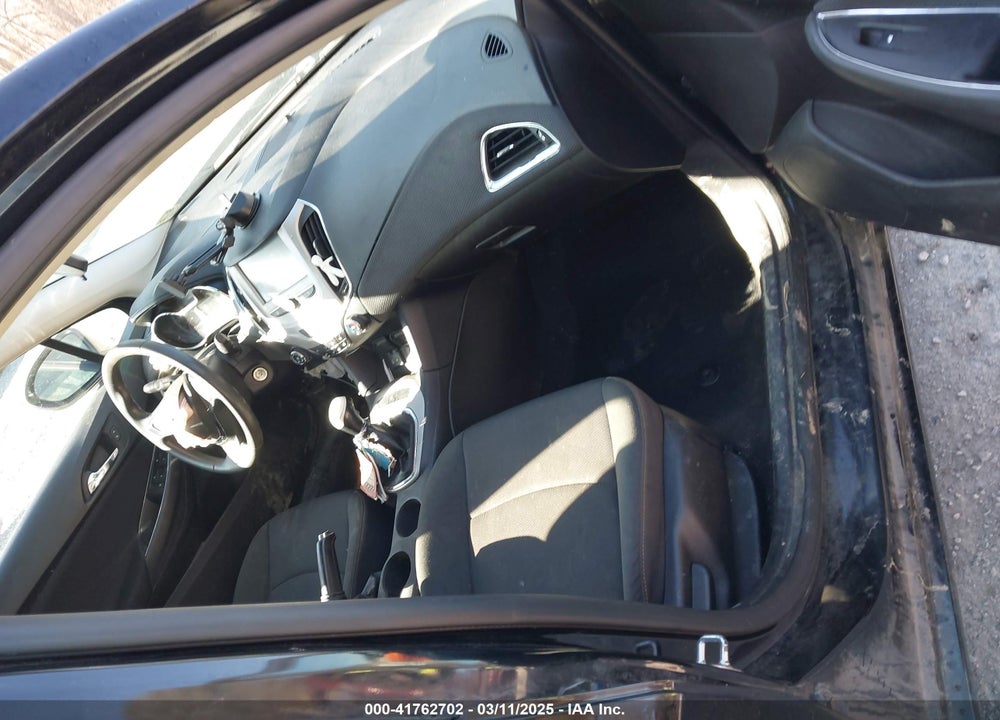 2017 CHEVROLET CRUZE LS MANUAL VIN: 1G1BB5SMXH7177019