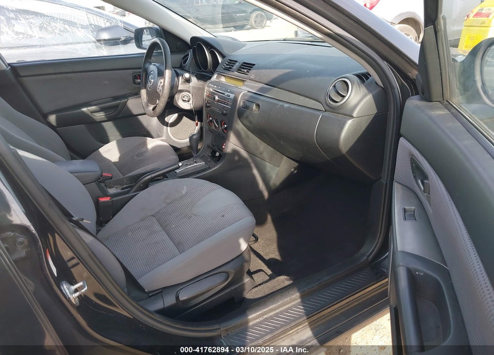 2007 MAZDA MAZDA3 VIN: JM1BK344571760639