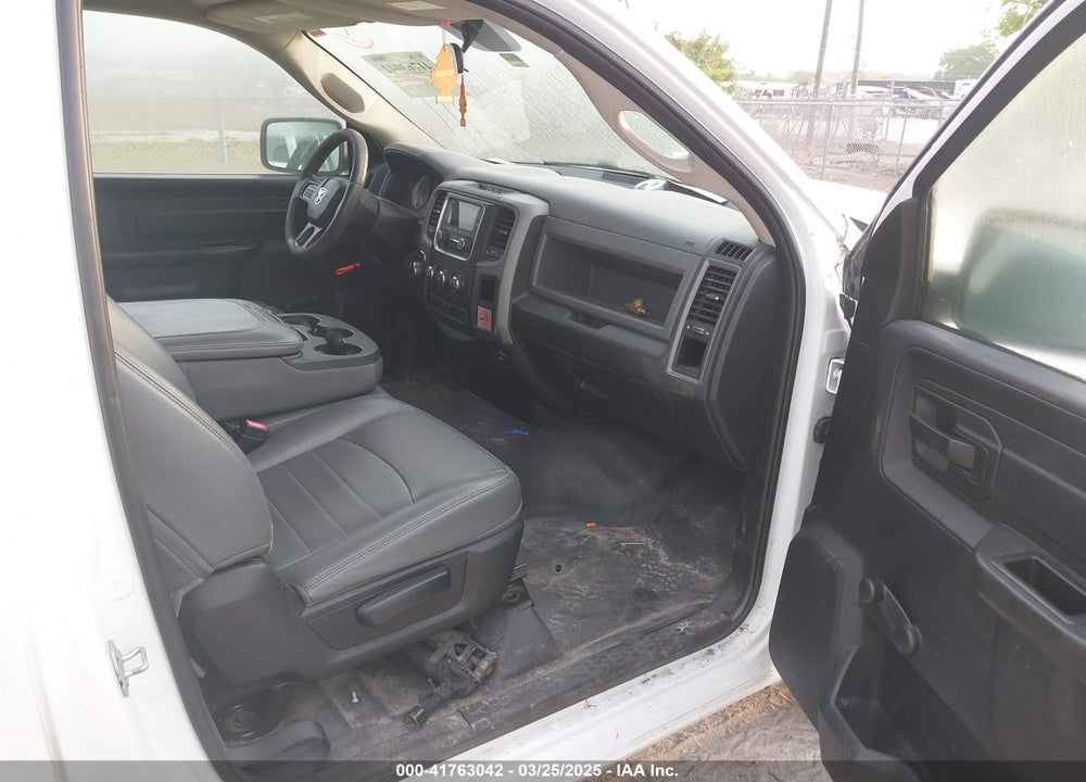 2017 RAM 1500 VIN: 3C6JR6AG0HG760940