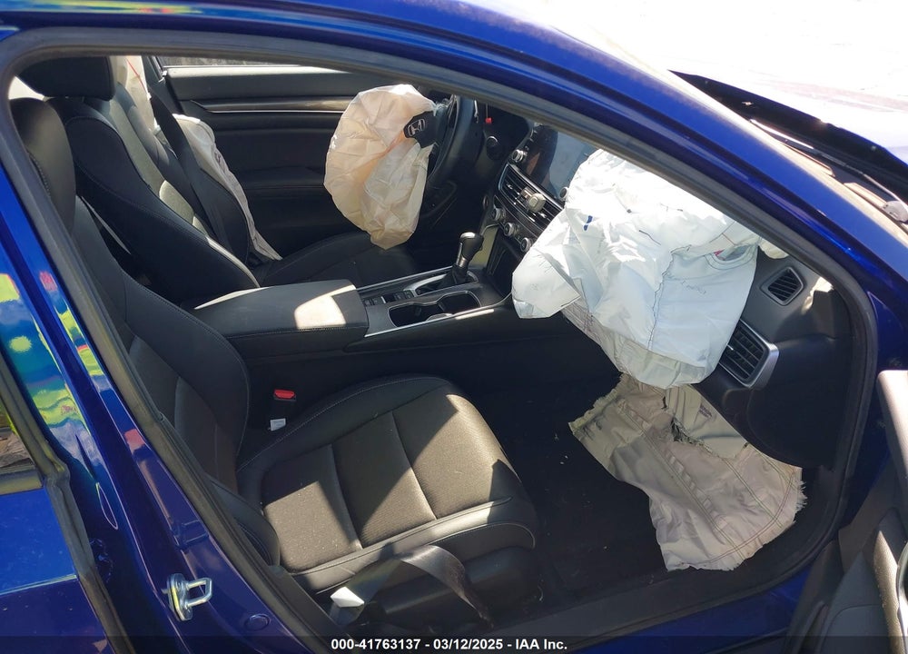 2022 HONDA ACCORD VIN: 1HGCV1F36NA031343
