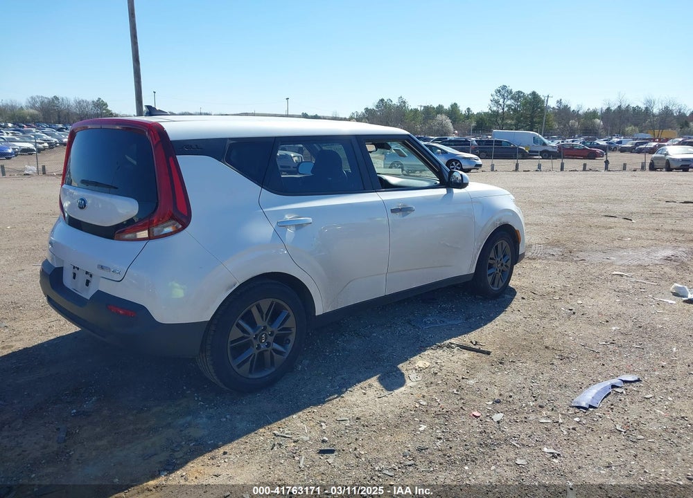 2020 KIA SOUL VIN: KNDJ33AU8L7075233
