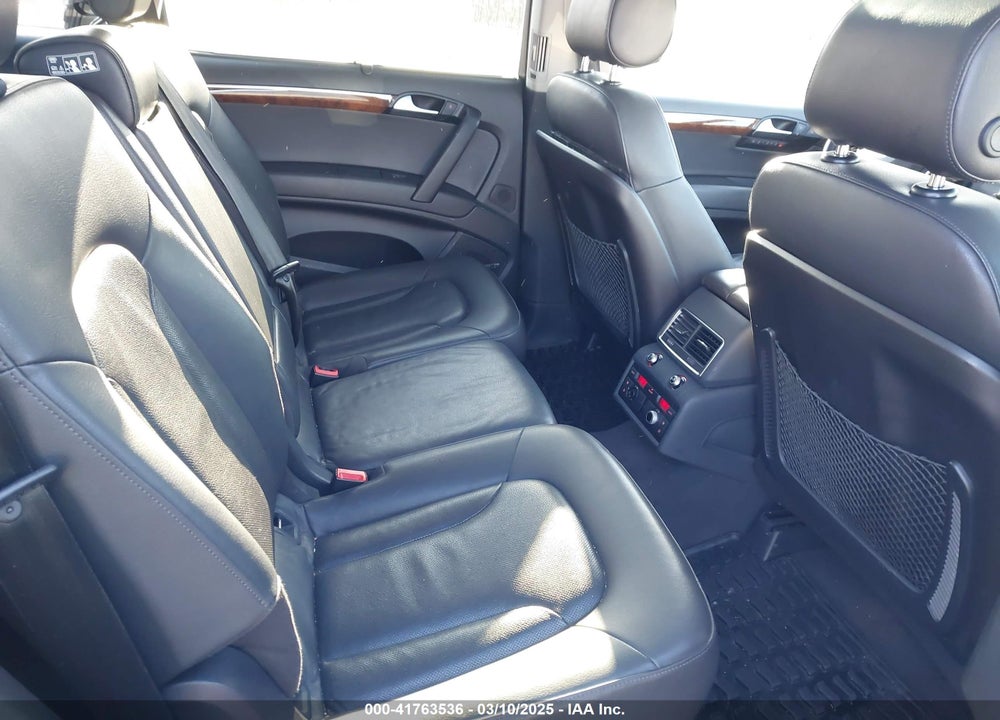 2014 AUDI Q7 VIN: WA1CGAFE8ED007919