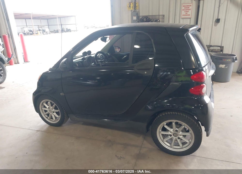 2008 SMART FORTWO VIN: WMEEJ31X08K129437