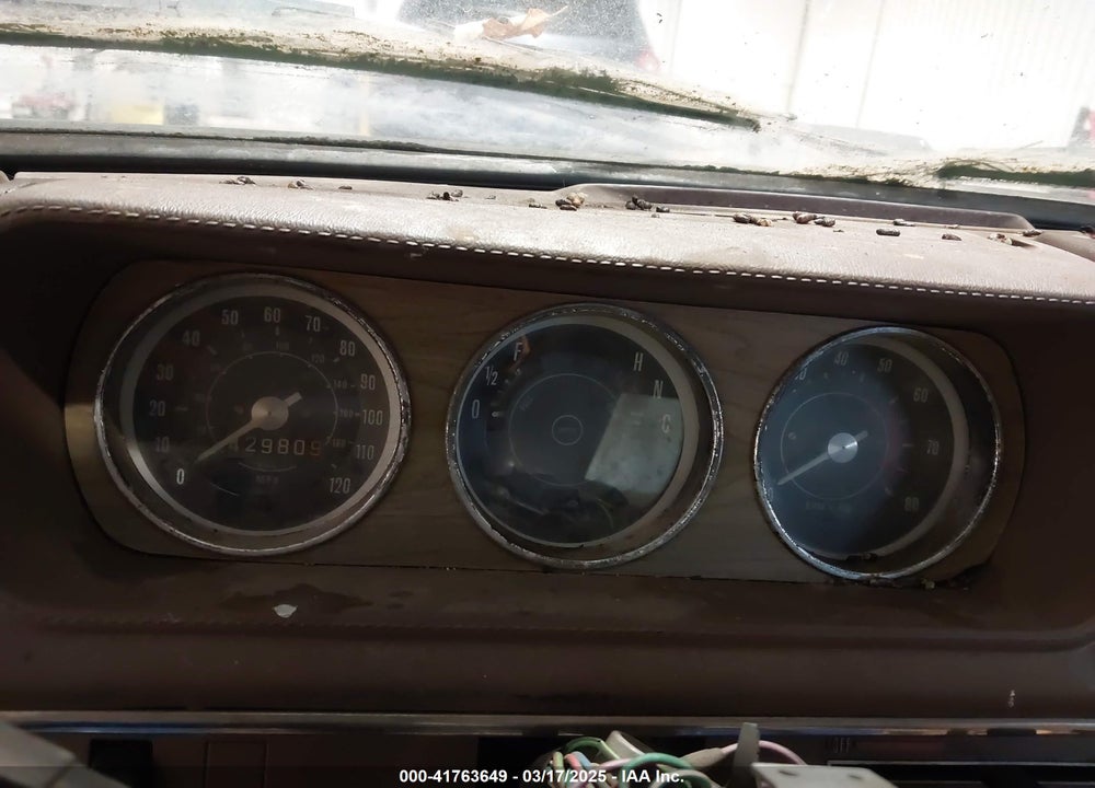 1974 AUSTIN PRINCESS VIN: AH2DDF04533M