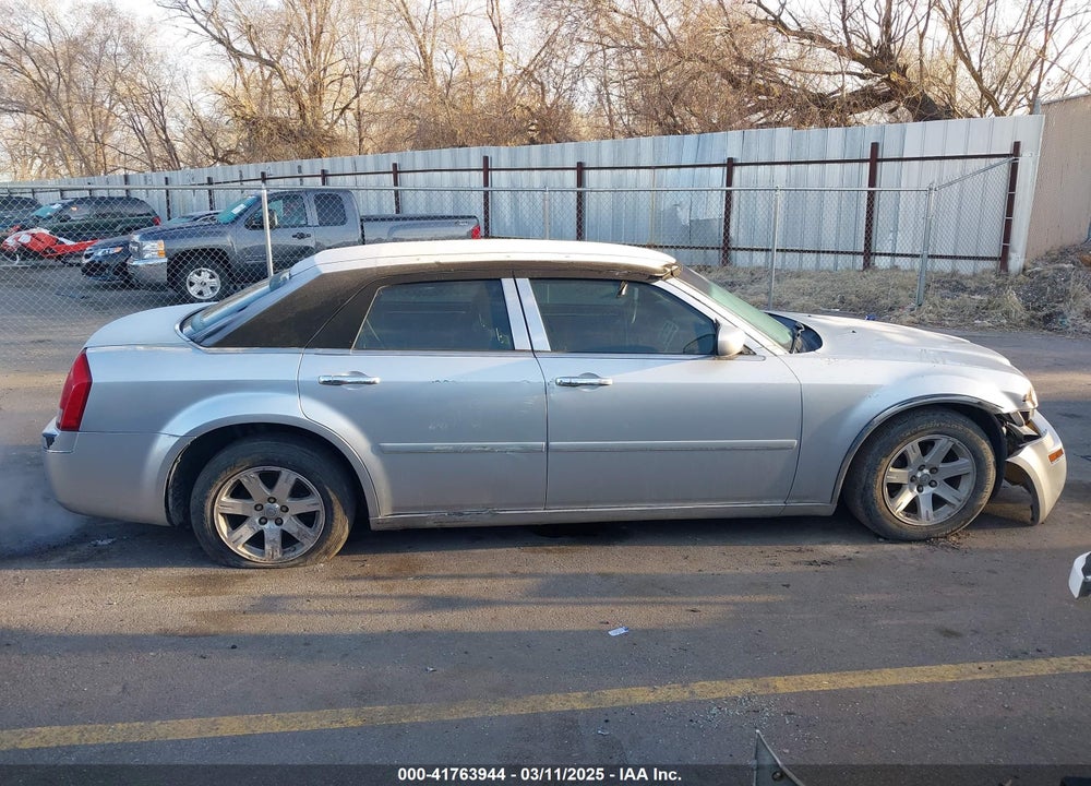 2005 CHRYSLER 300 TOURING VIN: 2C3JA53G65H130881