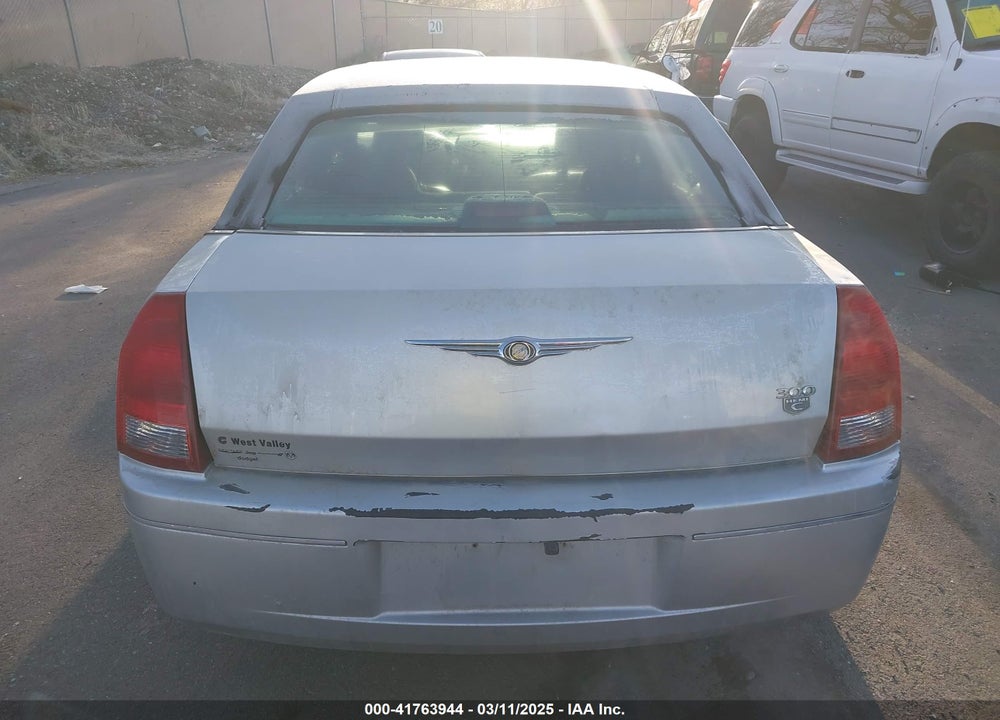 2005 CHRYSLER 300 TOURING VIN: 2C3JA53G65H130881