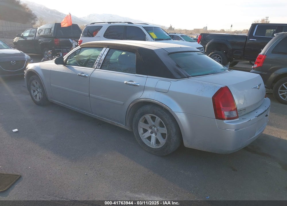 2005 CHRYSLER 300 TOURING VIN: 2C3JA53G65H130881