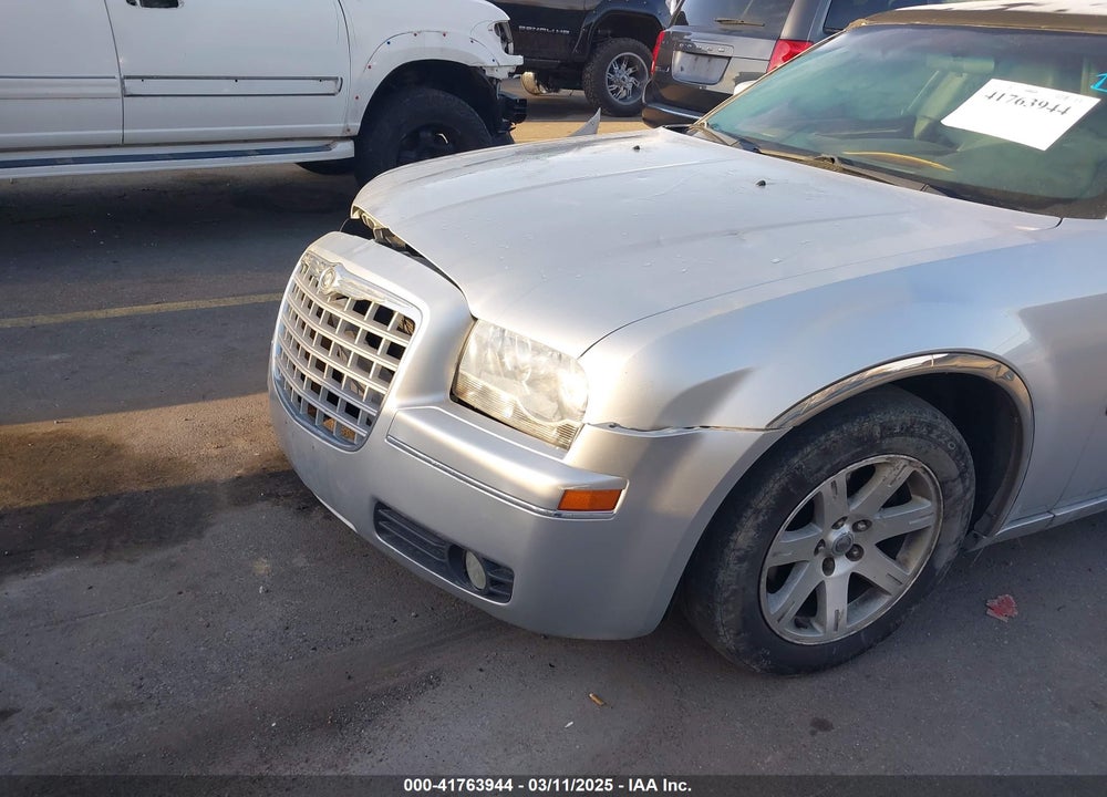 2005 CHRYSLER 300 TOURING VIN: 2C3JA53G65H130881