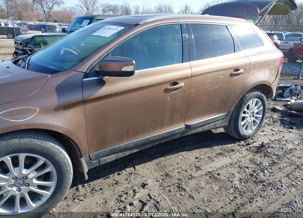 2010 VOLVO XC60 T6/T6 R-DESIGN VIN: YV4992DZ3A2069110