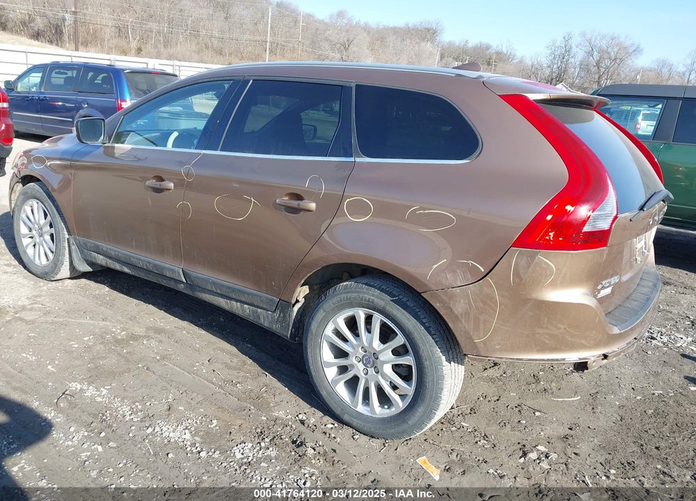 2010 VOLVO XC60 T6/T6 R-DESIGN VIN: YV4992DZ3A2069110