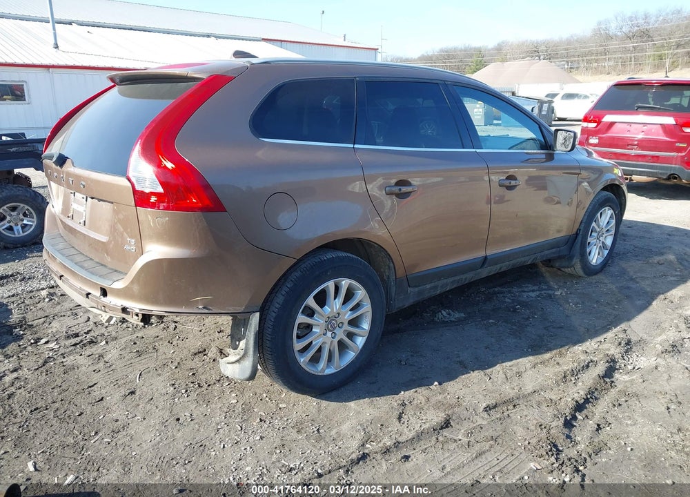 2010 VOLVO XC60 T6/T6 R-DESIGN VIN: YV4992DZ3A2069110