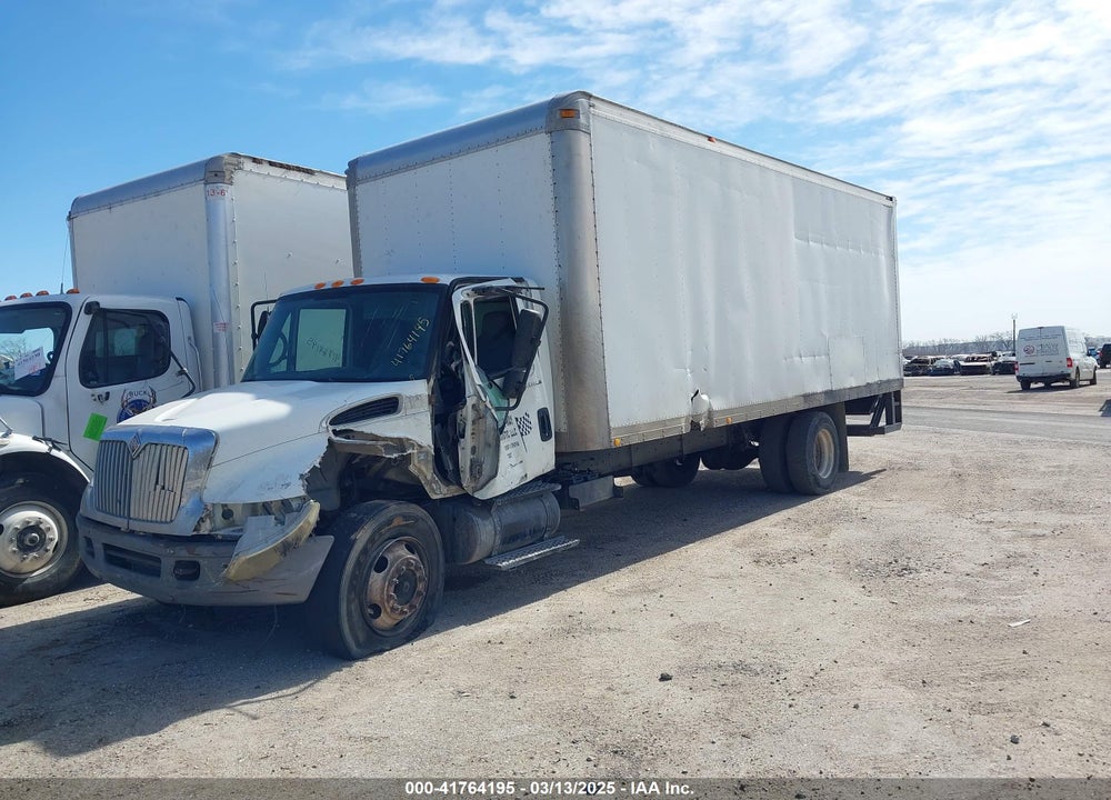 2005 INTERNATIONAL 4000 4300 VIN: 1HTMMAAM25H138941