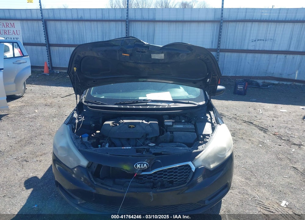 2014 KIA FORTE VIN: KNAFK4A65E5147470