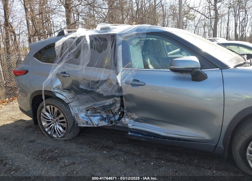 2023 TOYOTA HIGHLANDER VIN: 5TDKDRAH2PS045079