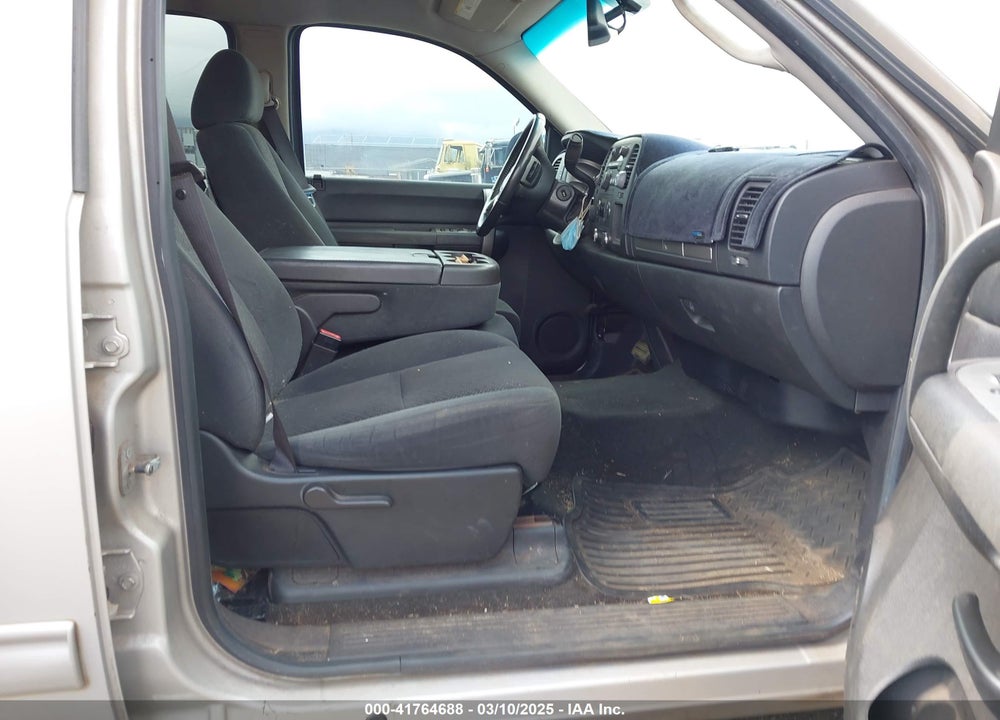 2008 GMC SIERRA 1500 SLE1 VIN: 2GTEK13M381206630
