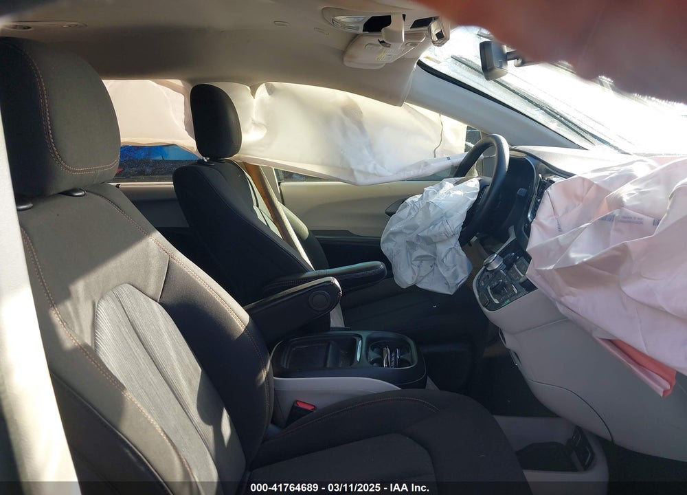 2020 CHRYSLER PACIFICA VIN: 2C4RC1FGXLR128538
