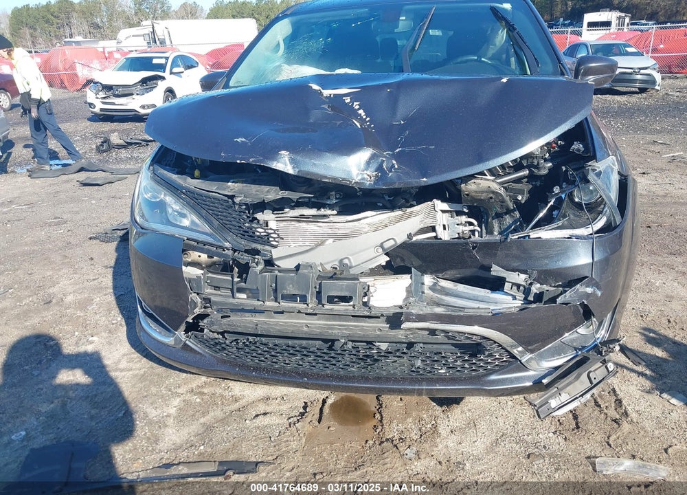 2020 CHRYSLER PACIFICA VIN: 2C4RC1FGXLR128538