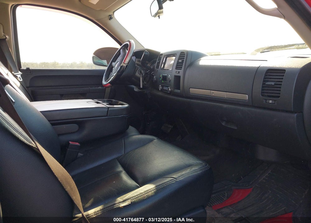 2011 CHEVROLET SILVERADO 1500 VIN: 3GCPKSE30BG160319