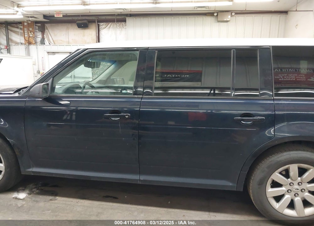 2009 FORD FLEX SE VIN: 2FMDK51CX9BA38988