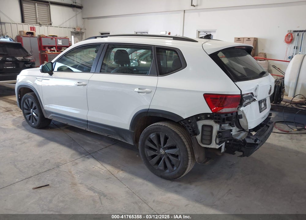 2024 VOLKSWAGEN TAOS VIN: 3VV5X7B28RM075940