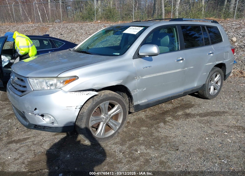 2013 TOYOTA HIGHLANDER VIN: 5TDDK3EH0DS252295