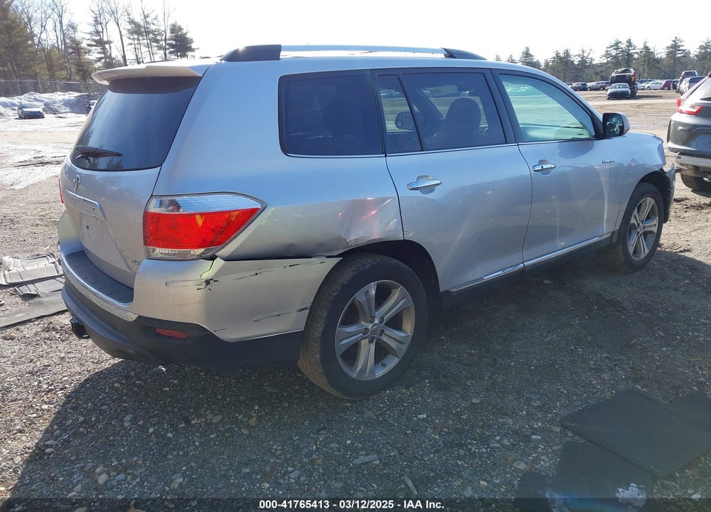 2013 TOYOTA HIGHLANDER VIN: 5TDDK3EH0DS252295