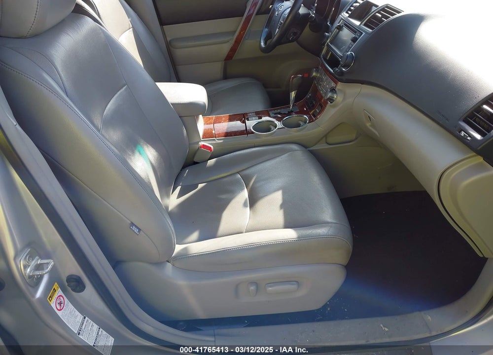 2013 TOYOTA HIGHLANDER VIN: 5TDDK3EH0DS252295