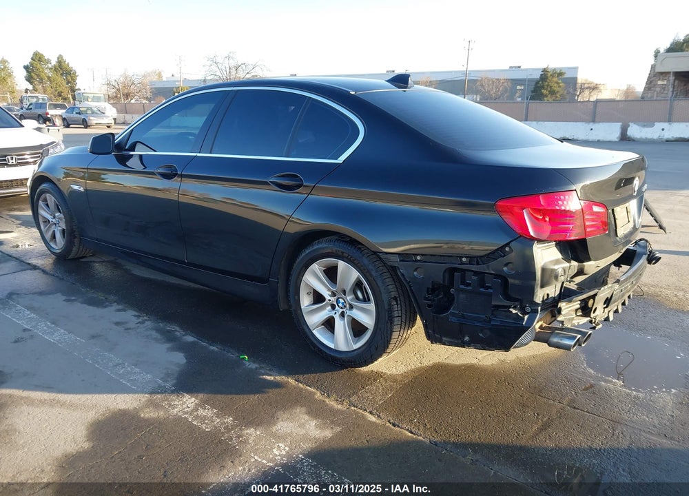 2011 BMW 528I VIN: WBAFR1C56BC745542
