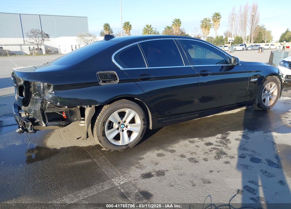 2011 BMW 528I VIN: WBAFR1C56BC745542