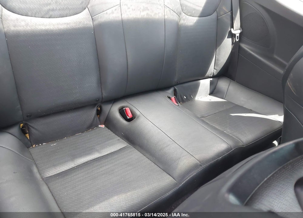2016 HYUNDAI GENESIS 3.8 ULTIMATE VIN: KMHHU6KJ4GU132290