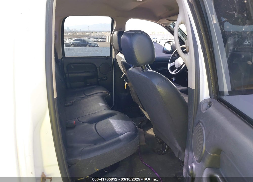 2004 DODGE RAM 1500 ST VIN: 1D7HA18K04J210437