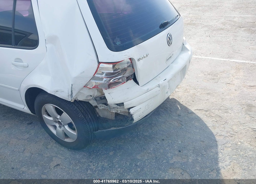 2003 VOLKSWAGEN GOLF VIN: 9BWFK61J634002000