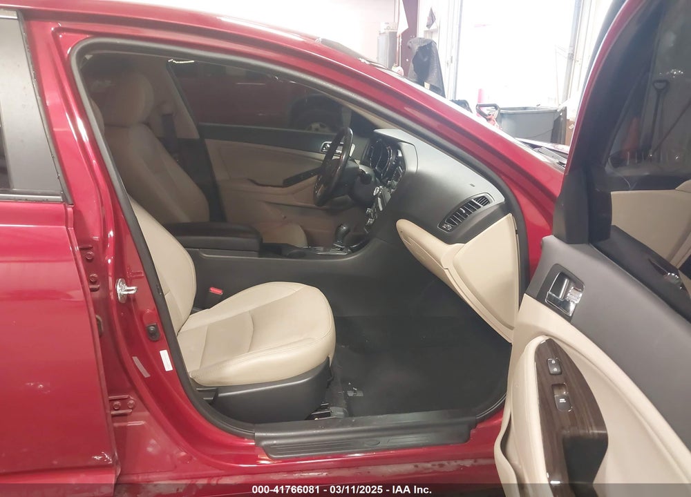 2012 KIA OPTIMA VIN: 5XXGN4A71CG080205