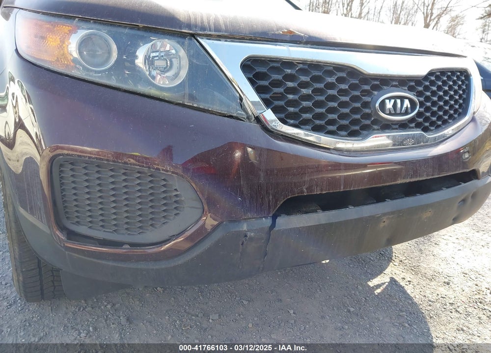 2012 KIA SORENTO VIN: 5XYKTDA22CG286925