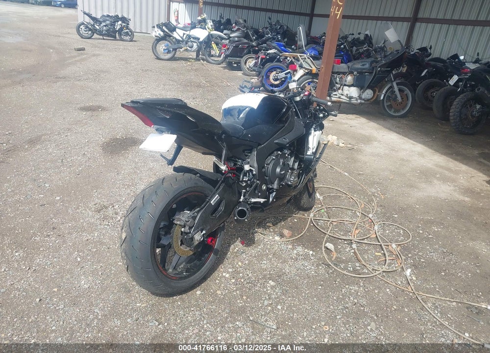 2018 YAMAHA YZFR1 C VIN: JYARN39Y5JA001753