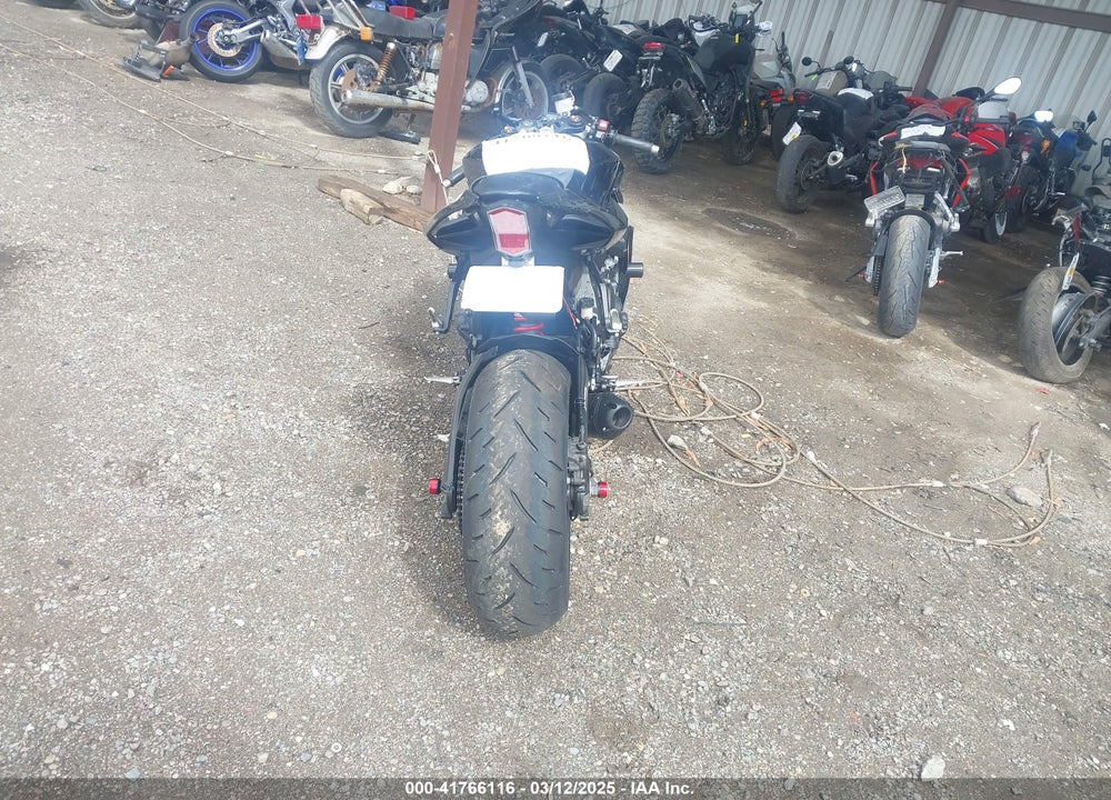 2018 YAMAHA YZFR1 C VIN: JYARN39Y5JA001753