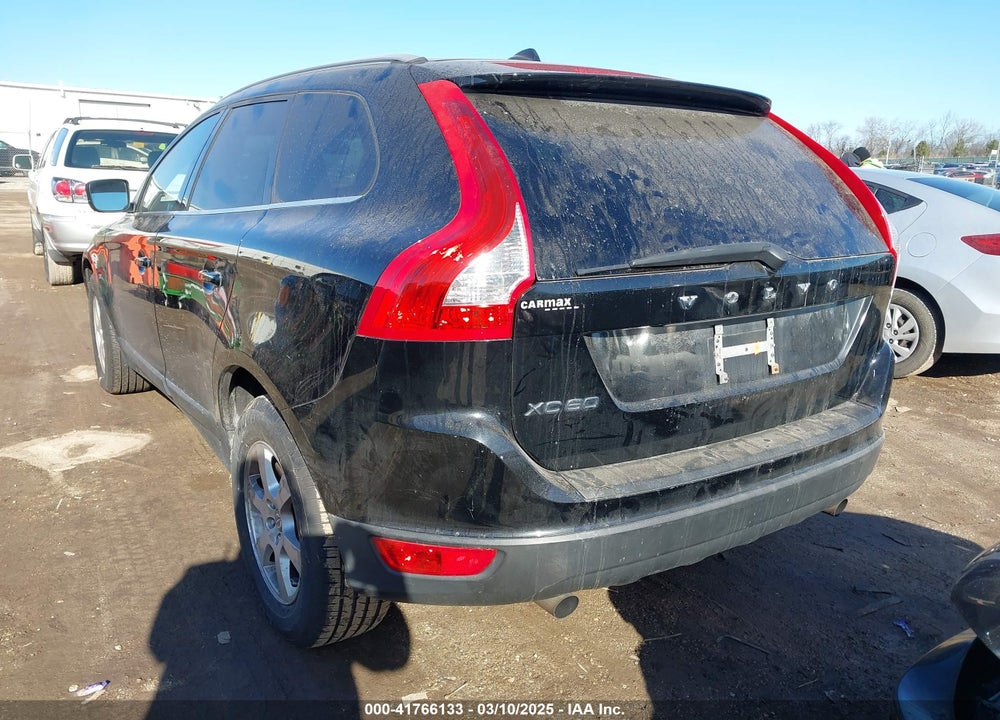 2011 VOLVO XC60 VIN: YV4952DL7B2173673