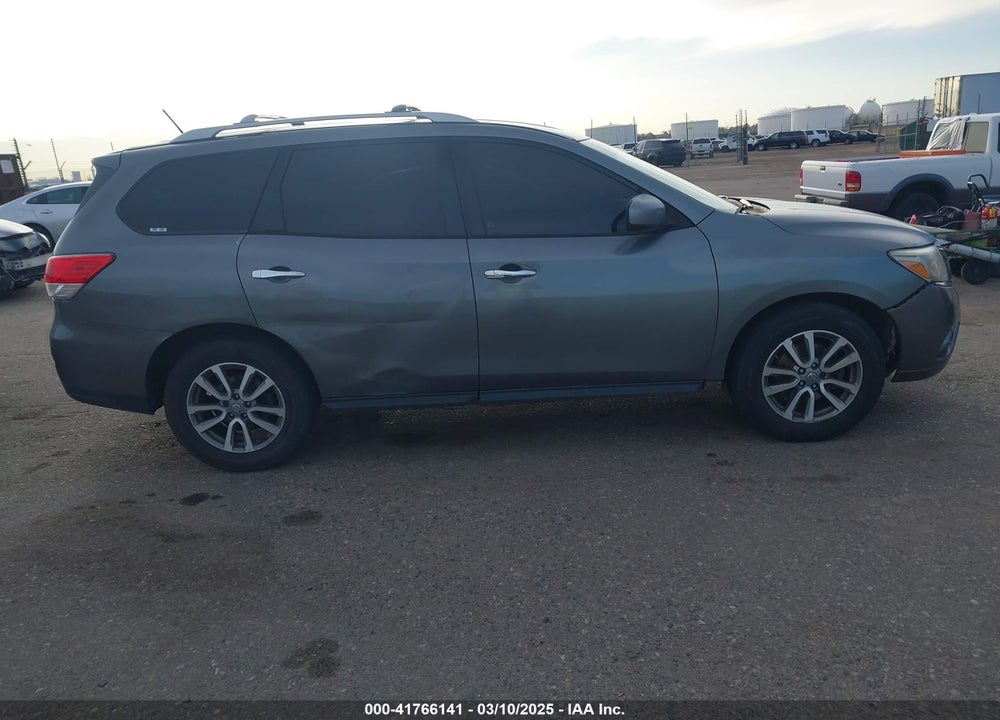2015 NISSAN PATHFINDER VIN: 5N1AR2MM0FC635824