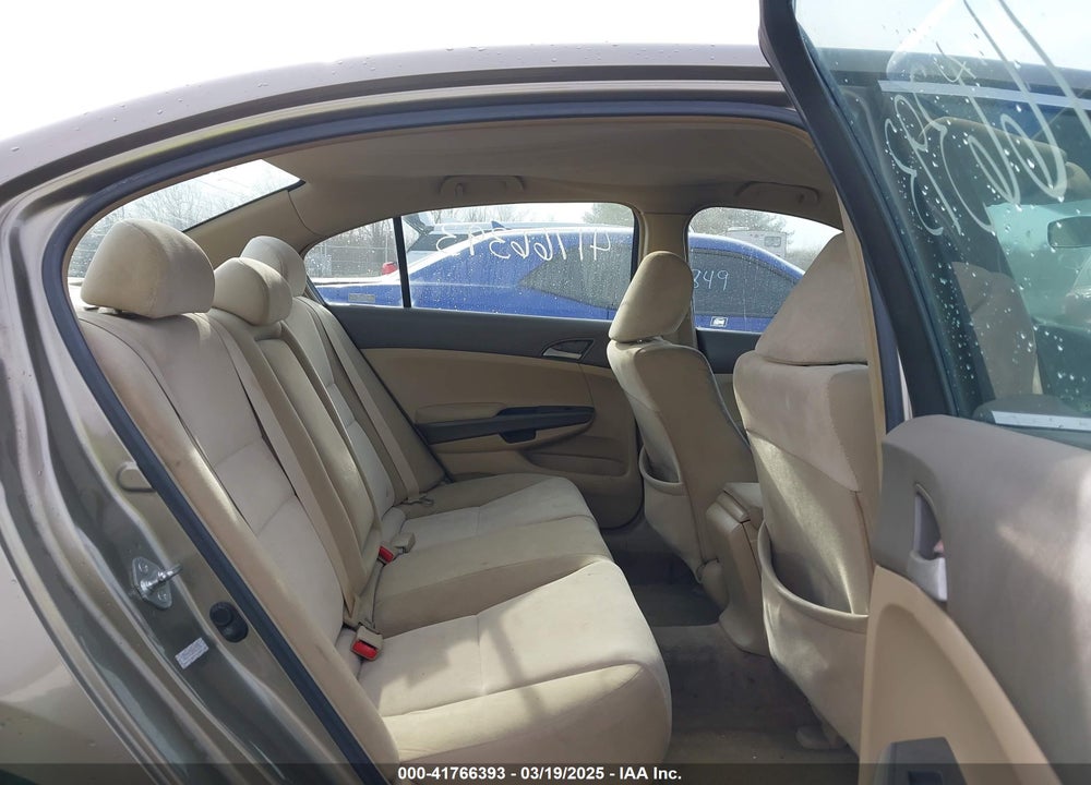 2009 HONDA ACCORD 2.4 LX VIN: 1HGCP26309A031456