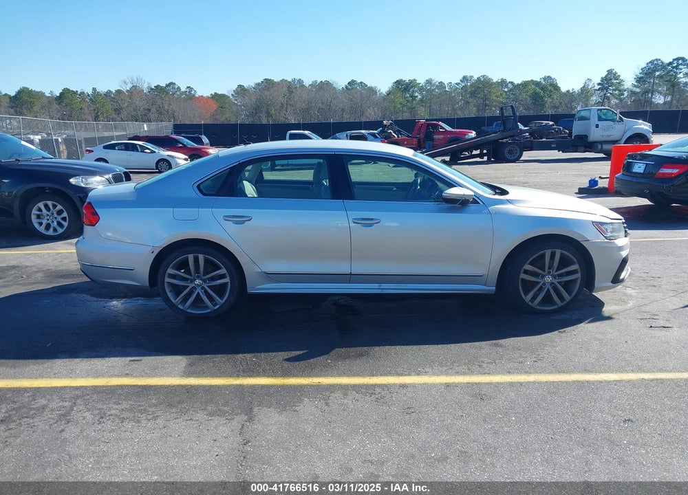2016 VOLKSWAGEN PASSAT VIN: 1VWAS7A38GC064082
