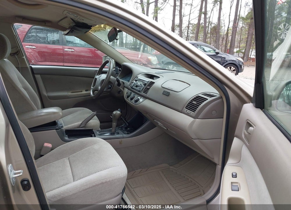 2004 TOYOTA CAMRY VIN: 4T1BE32K04U793501