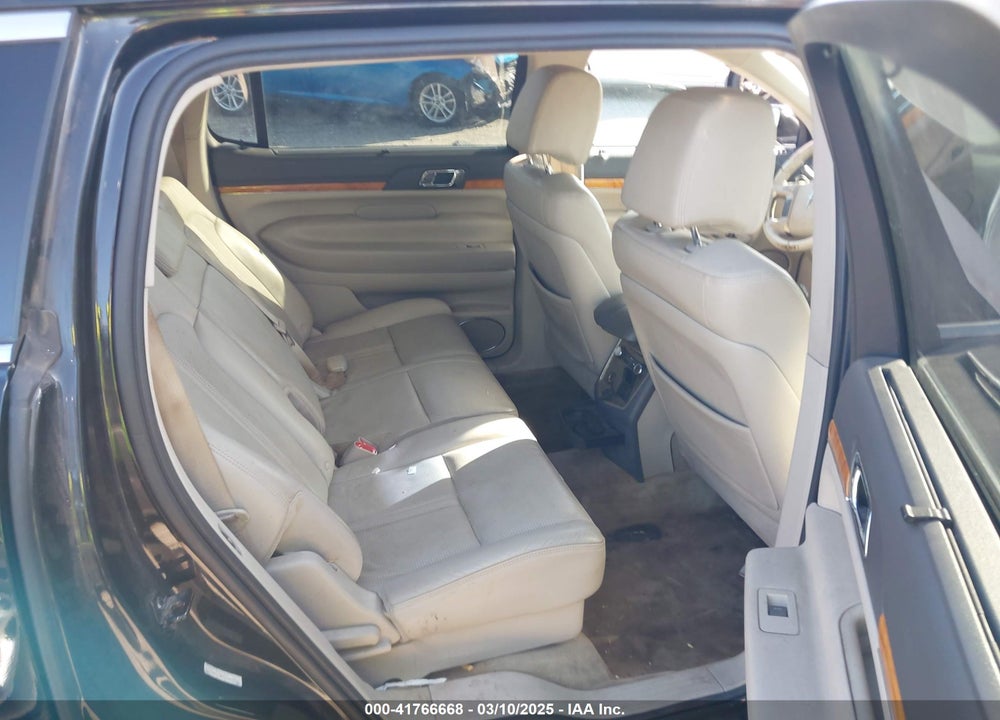 2010 LINCOLN MKT VIN: 2LMHJ5AR9ABJ12211