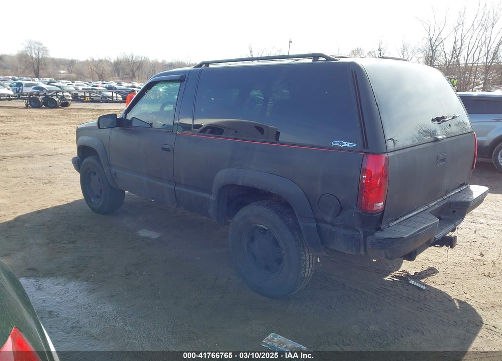 1997 CHEVROLET TAHOE VIN: 3GNEK18R5VG126423